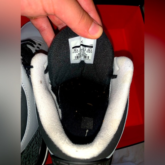 Air Jordan Retro 3 - Wolf Grey - 2014 Release - Limited Edition - Picture 6 of 7